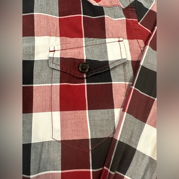 Express Men's Maroon/ White Plaid Button Up Fitted Shirt Size M Front Pockets - Picture 13 of 16